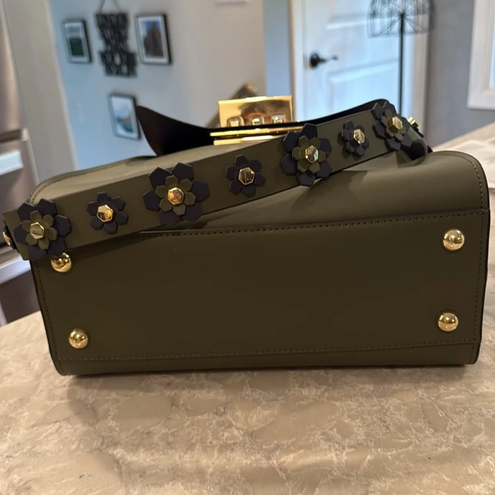 ZAC ZACPOSEN Eartha iconic top handle satchel in Moss - Picture 7 of 9